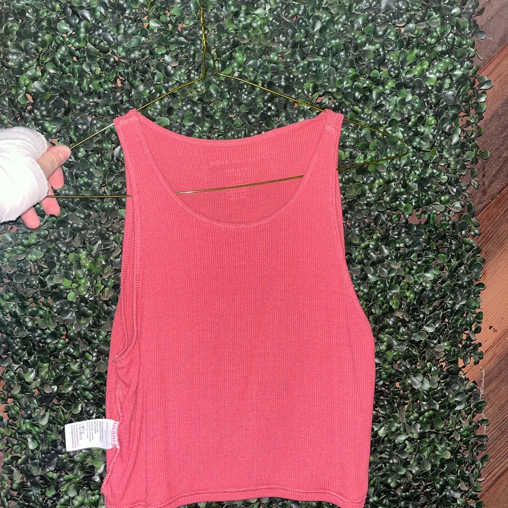 red AE top